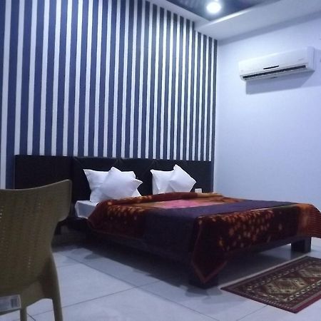 Oyo 30415 Hotel White City Anandpur  Екстериор снимка