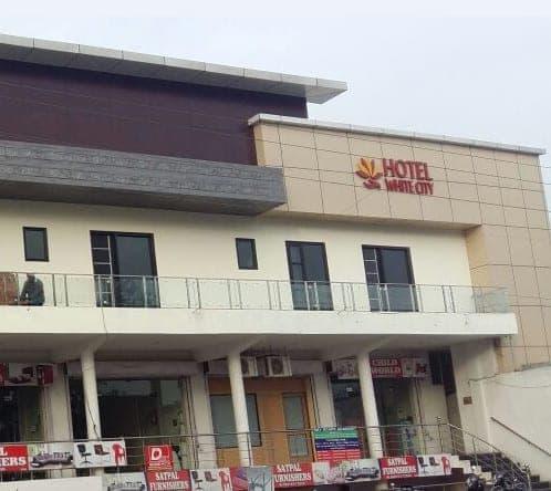 Oyo 30415 Hotel White City Anandpur  Екстериор снимка