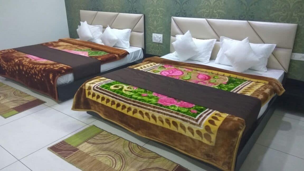 Oyo 30415 Hotel White City Anandpur  Екстериор снимка