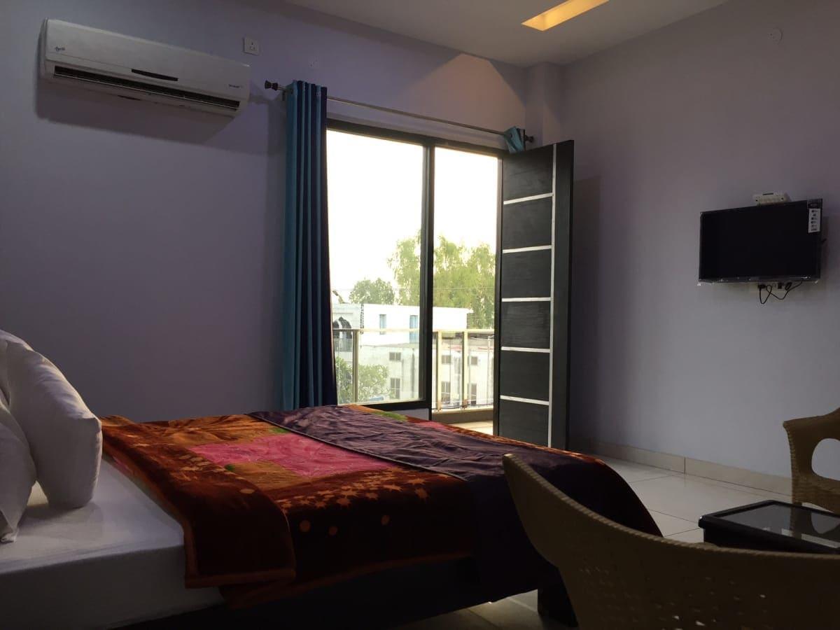 Oyo 30415 Hotel White City Anandpur  Екстериор снимка